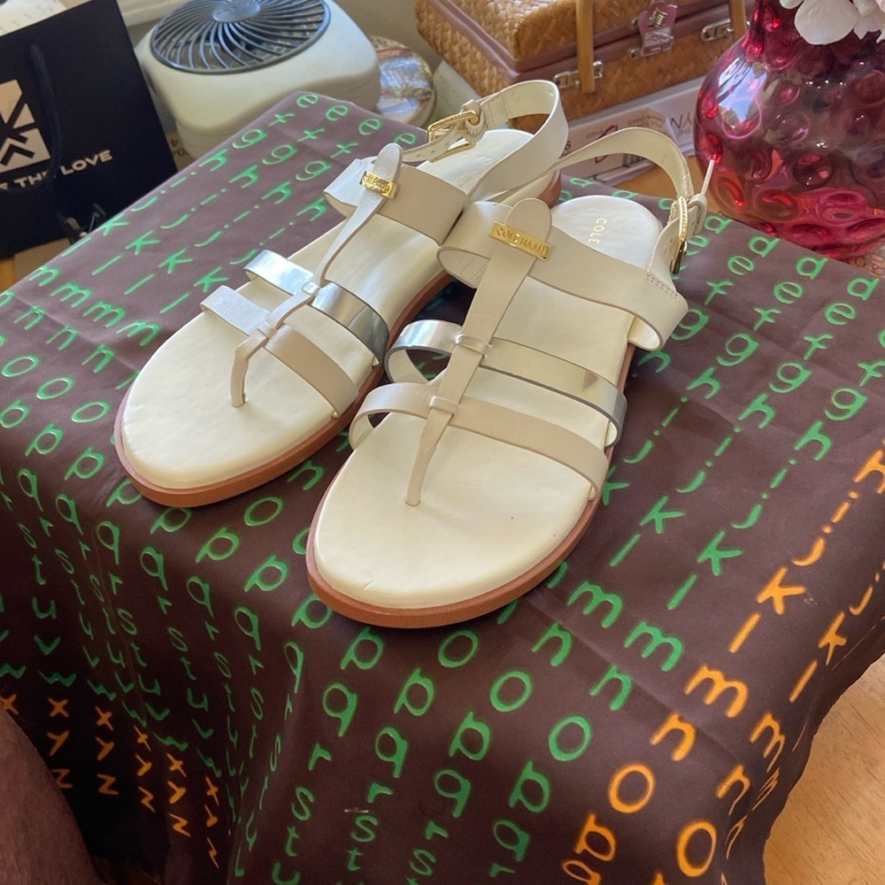 Cole Haan Women's "Finley"Blush And White Sandals SZ 7.5, NWOT